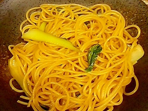 トリュフ風味のチンゲン菜スパゲティ